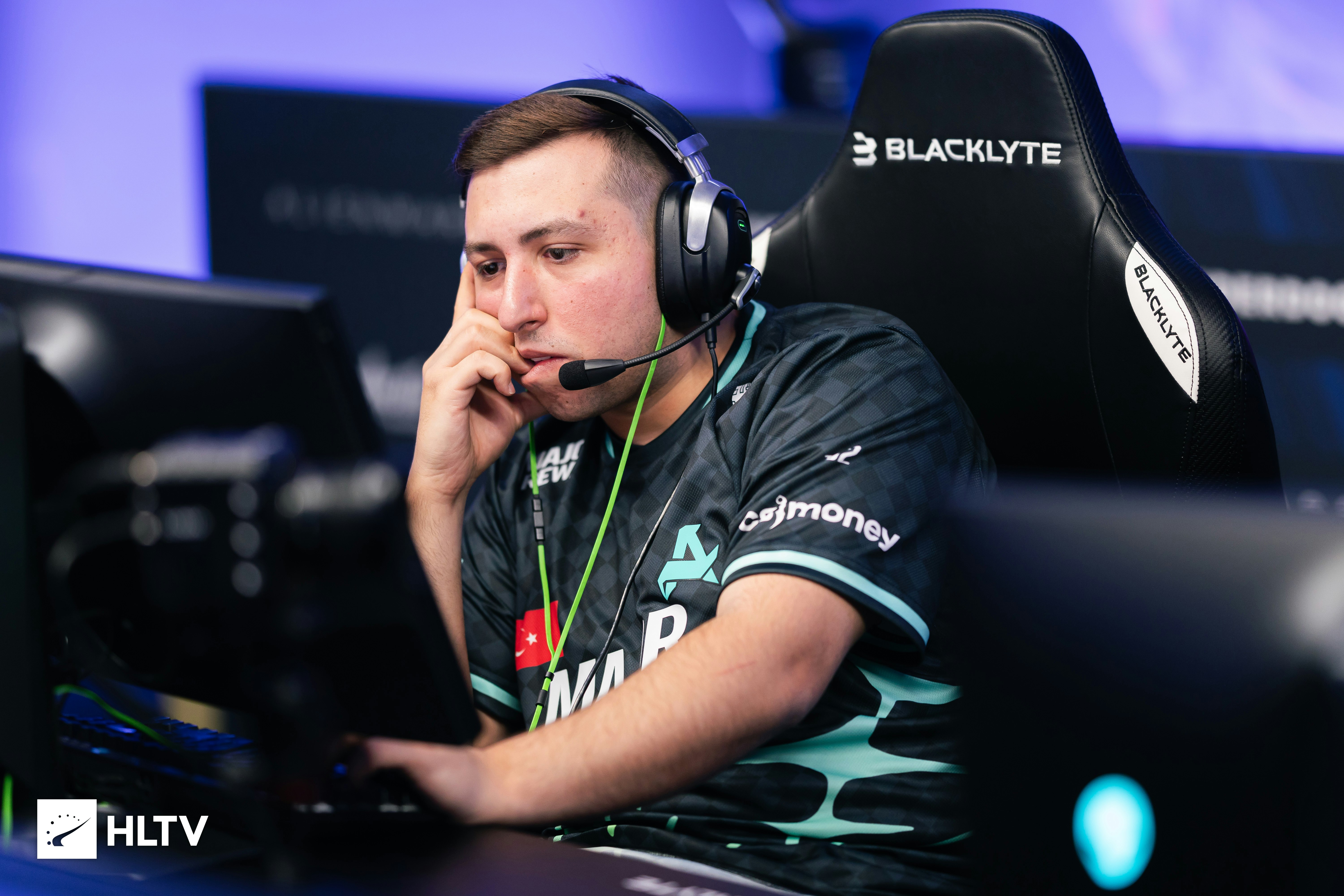 XANTARES CS2