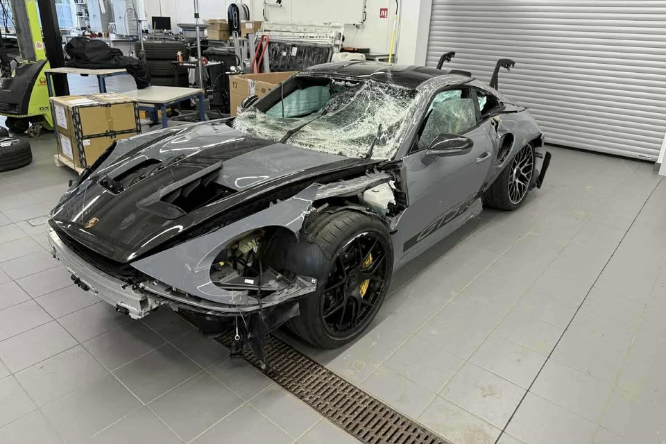 Ropz, Kaza Yapan Porsche 911 GT3 RS’sini 70.000 €’ya Satıyor – CS2 ...
